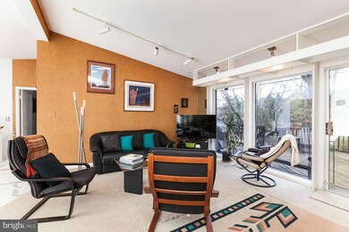 6105 Ivymount Rd, Baltimore, MD 21209 - photo 5