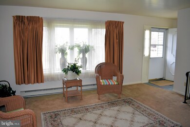 4160 Wilhelm Dr, Chambersburg, PA 17202 - photo 4