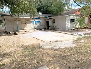 804 E Sanchez St, Pharr, TX 78577 - photo 6