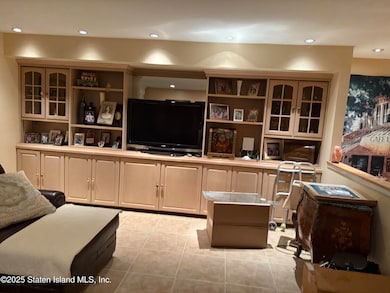 22 Admiralty Loop, Staten Island, NY 10309 - photo 4