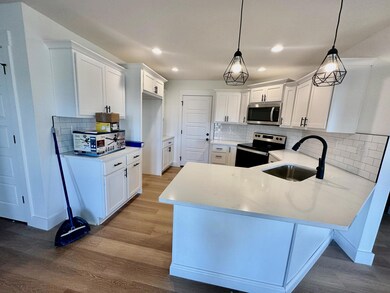 1138 S Cumberland Ave, Republic, MO 65738 - photo 5