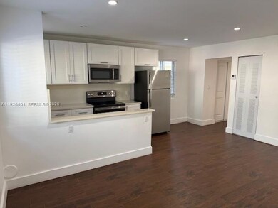 2006 Calais Dr unit 1, Miami Beach, FL 33141 - photo 4