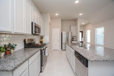 2914 Yaupon Grove Ln, Conroe, TX 77385 - photo 5