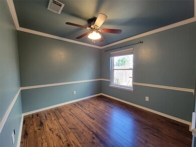 5301 Spring Circle Dr, Pearland, TX 77584 - photo 4