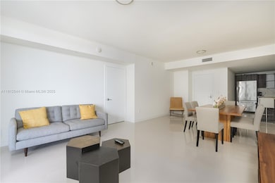 Aria on the Bay unit 2210, Miami, FL 33132 - photo 6