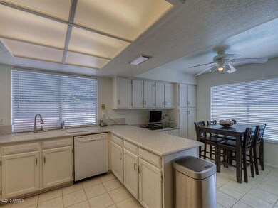 006_Kitchen and Casual Dining