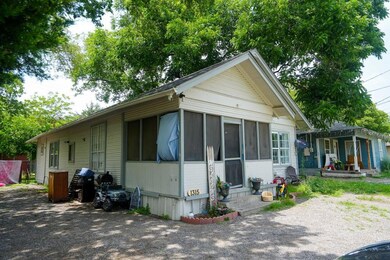 1315 N Brazos Ave, Cleburne, TX 76031 - photo 2