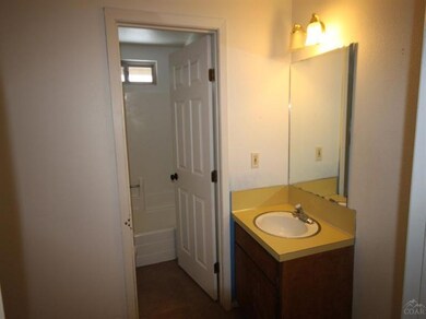 843 NW Columbia St, Bend, OR 97701 - photo 6