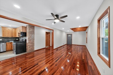 934 E 28th Ave, Lake Station, IN 46405 - photo 3