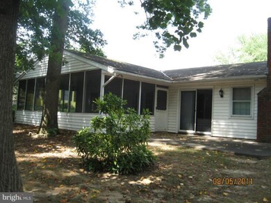 12910 Victoria Heights Dr, Bowie, MD 20715 - photo 3