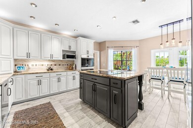 6 - 70 Lanternback Island Dr (18)