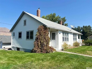 220/449/443 W Fifth St Aiken St, Winnemucca, NV 89445 - photo 3