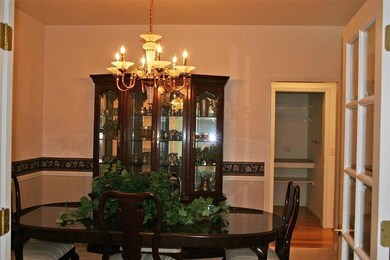 2474 Meadow Creek Dr, Medford, OR 97504 - photo 5