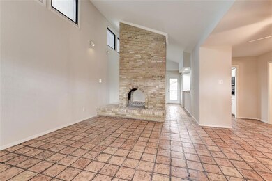 5916 Birchbrook Dr unit 230A, Dallas, TX 75206 - photo 4