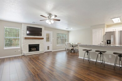 134 S Walden Elms Cir, Spring, TX 77382 - photo 2