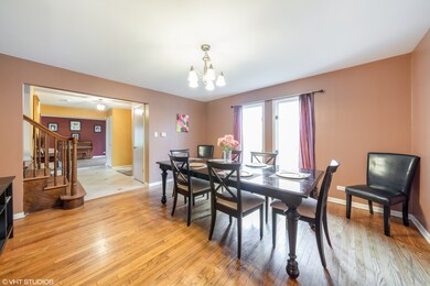 1612 Lawrence Crescent, Flossmoor, IL 60422 - photo 3