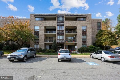 429 Christopher Ave unit 32, Gaithersburg, MD 20879 - photo 3