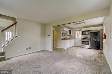 538 N Oakland Ave, Runnemede, NJ 08078 - photo 4