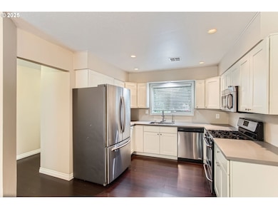 5835 Carman Dr, Lake Oswego, OR 97035 - photo 4