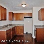 2047 Hugh Edwards Dr, Jacksonville, FL 32210 - photo 3