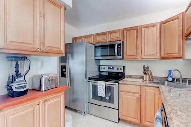 1007 Green Pine Blvd unit 71, West Palm Beach, FL 33409 - photo 4