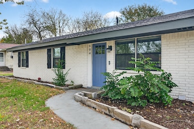 604 E Summit St, Sherman, TX 75090 - photo 2