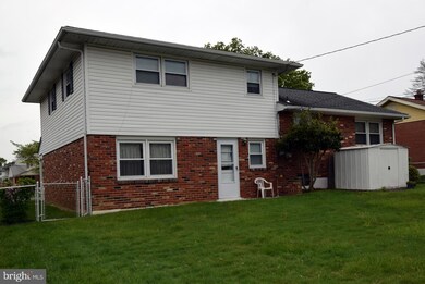 2613 Heritage Farm Dr, Wilmington, DE 19808 - photo 3