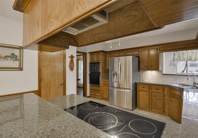 6007 Upper Lake Dr, Humble, TX 77346 - photo 5