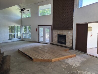 944 W Lakeshore Dr, Cleveland, OK 74020 - photo 5