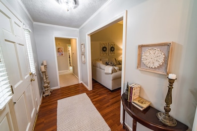 Entry way