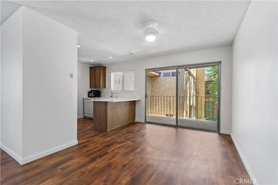 42935 15th St W unit 10, Lancaster, CA 93534 - photo 6