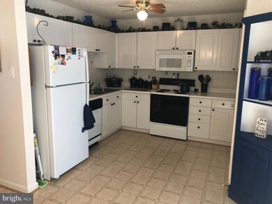 517 Doefield Ct, Abingdon, MD 21009 - photo 2