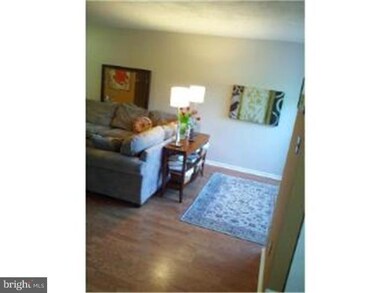 225 Victoria Ct unit 174, Doylestown, PA 18901 - photo 5