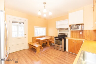 Main level kitchen