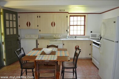 641 Old County Rd, West Tisbury, MA 02575 - photo 5