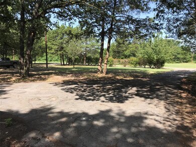 6804 Circle Dr, Bonham, TX 75418 - photo 3
