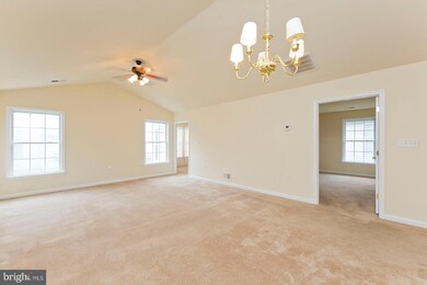 934 Barksdale Ln, Winchester, VA 22601 - photo 5