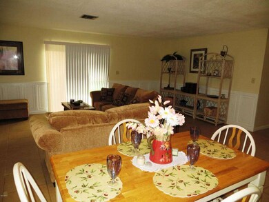 Dining  / Family room open plan
