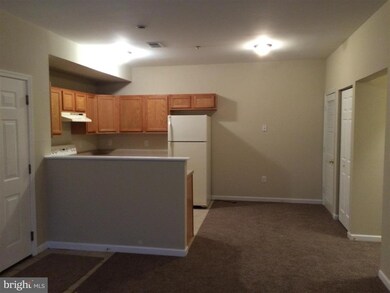 730 Bassett Dr unit 2D, Chambersburg, PA 17201 - photo 4