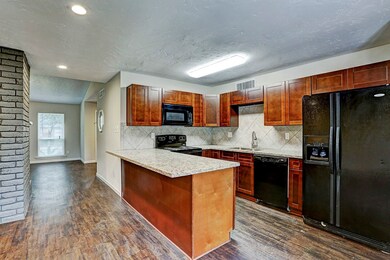 24046 Rockin Seven Dr, Hockley, TX 77447 - photo 5