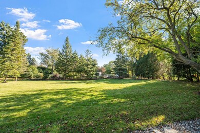 16-web-or-mls-17034 Clear Spring Terrace-16.jpg