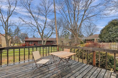 26-web-or-mls-Open Ended Media-25