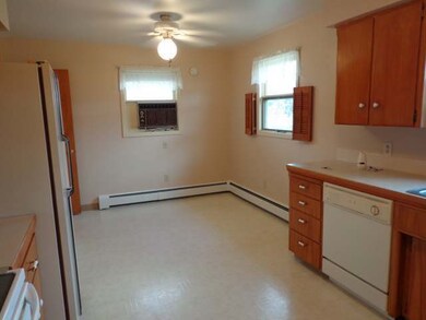 409 1st St SE, Mandan, ND 58554 - photo 5