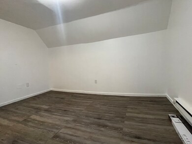 263 Jefferson St unit 3, Bridgeport, CT 06607 - photo 4