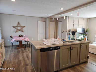 929 Mifflin Ave, Nescopeck, PA 18635 - photo 6