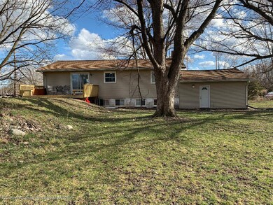 2710 W Miller Rd, Lansing, MI 48911 - photo 5