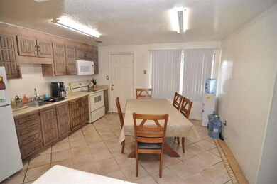 4 Kitchen