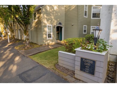 8315 SW Curry Dr unit D, Wilsonville, OR 97070 - photo 2