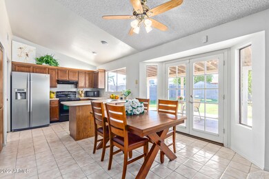 3202 W Helena Dr, Phoenix, AZ 85053 - photo 6