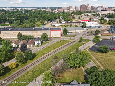 05-816-Hickory-St-Lansing-MI-48912-Windo